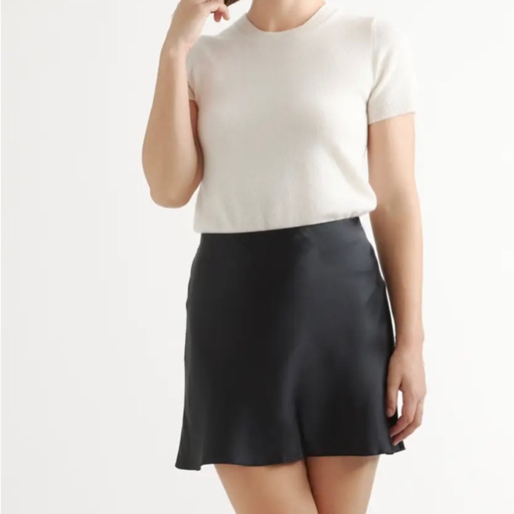 NWT QUINCE SILK MINI SKIRT BLACK